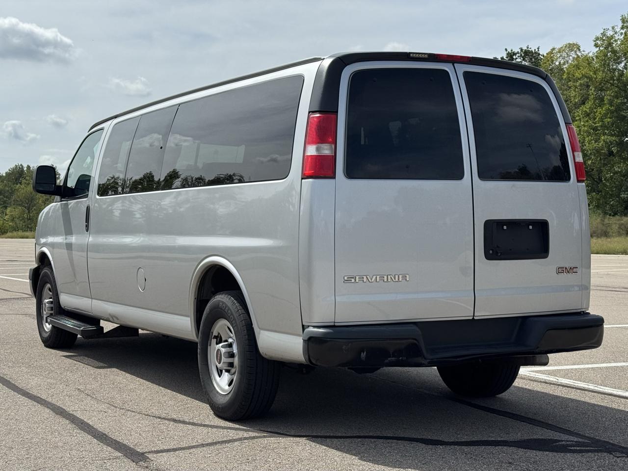 gmc savana passenger 2019 1GJZ7NFG8K1312707 image gmc savana passenger 2019 1GJZ7NFG8K1312707 image